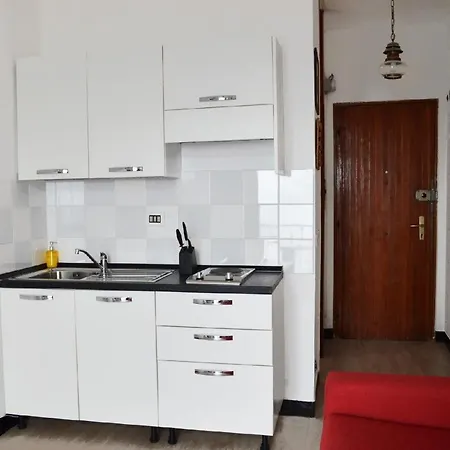 Studio Fur 2 Personen Ca 25 M In Moneglia, Italienische Riviera Italienische Westkuste Moneglia