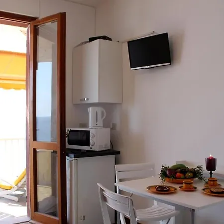 Studio Fur 2 Personen Ca 25 M In Moneglia, Italienische Riviera Italienische Westkuste Appartement