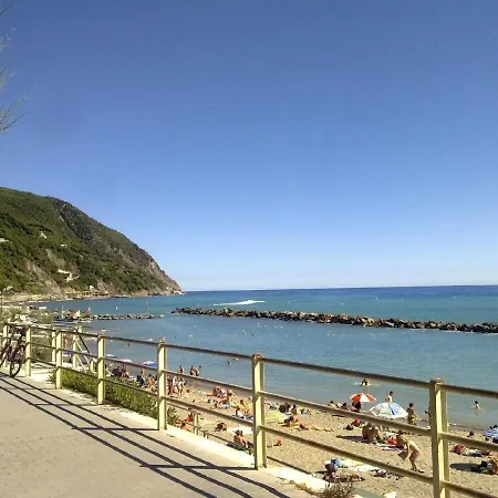 Studio Fur 2 Personen Ca 25 M In Moneglia, Italienische Riviera Italienische Westkuste