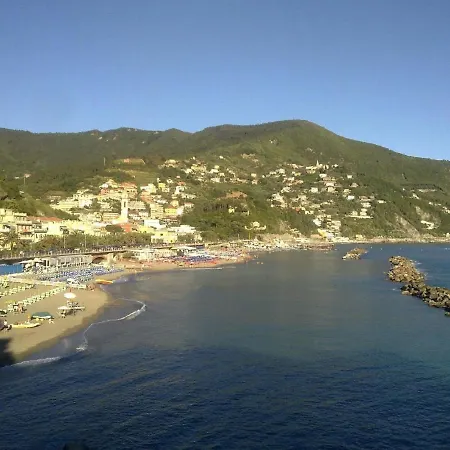 Studio Fur 2 Personen Ca 25 M In Moneglia, Italienische Riviera Italienische Westkuste Appartement *